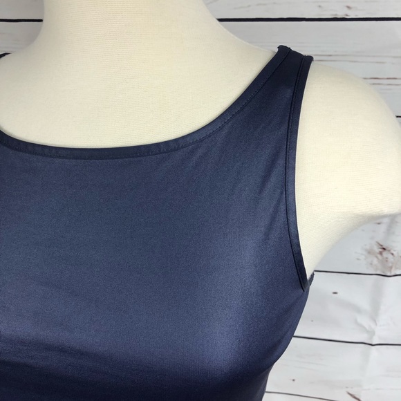 VS Purple Tank - Picture 4 of 5